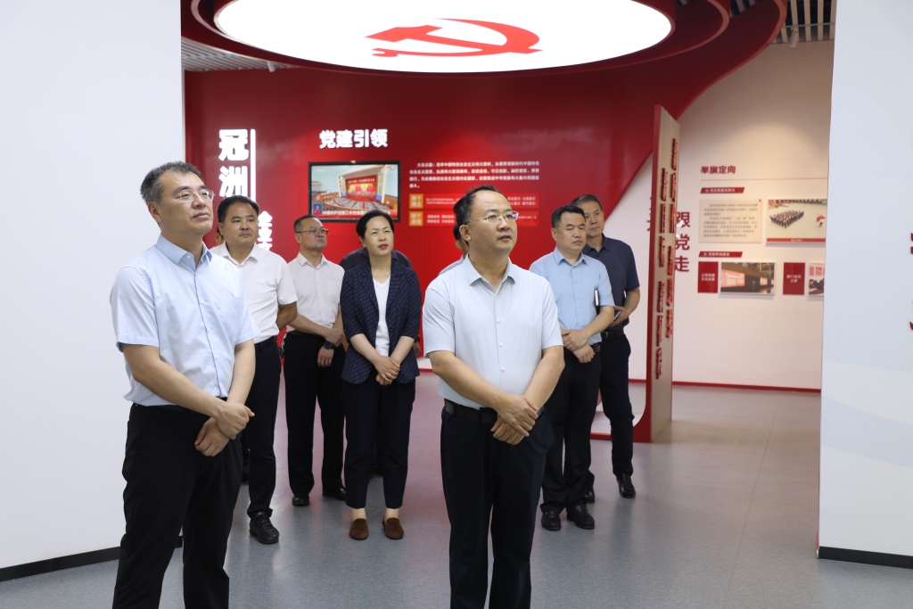 刘成强董事长带队赴冠洲集团学习造访考察